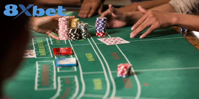 Chọn thời điểm đặt cược ở bàn Baccarat phù hợp